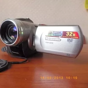 Видеокамера Panasonic VDR-D220EE-S (б/у) 