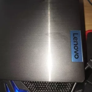 Ігровий ноутбук Lenovo 