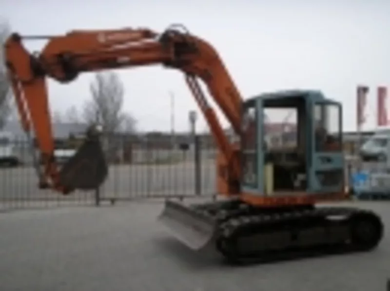 Экскаватор гусеничный HITACHI EX60URG