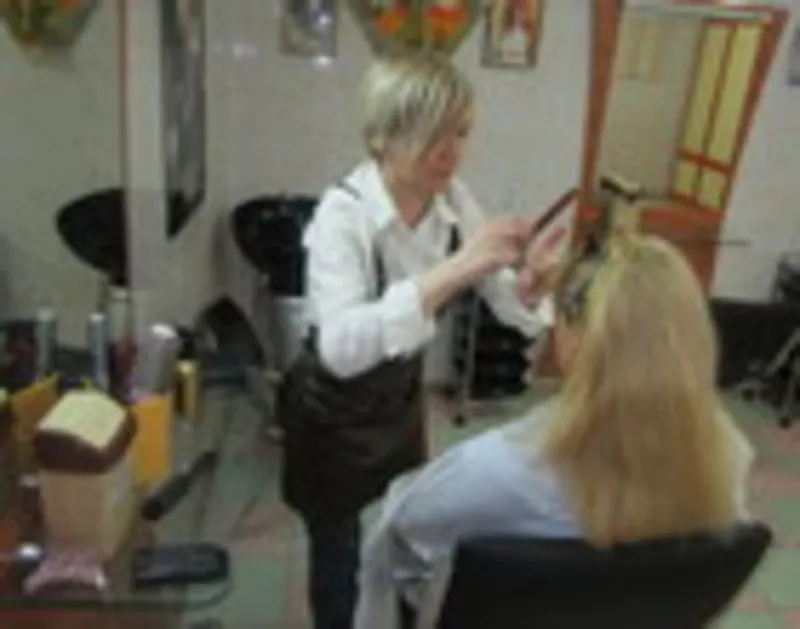 Академия Успеха приглашает на курсы парикмахеров в городе Николаеве