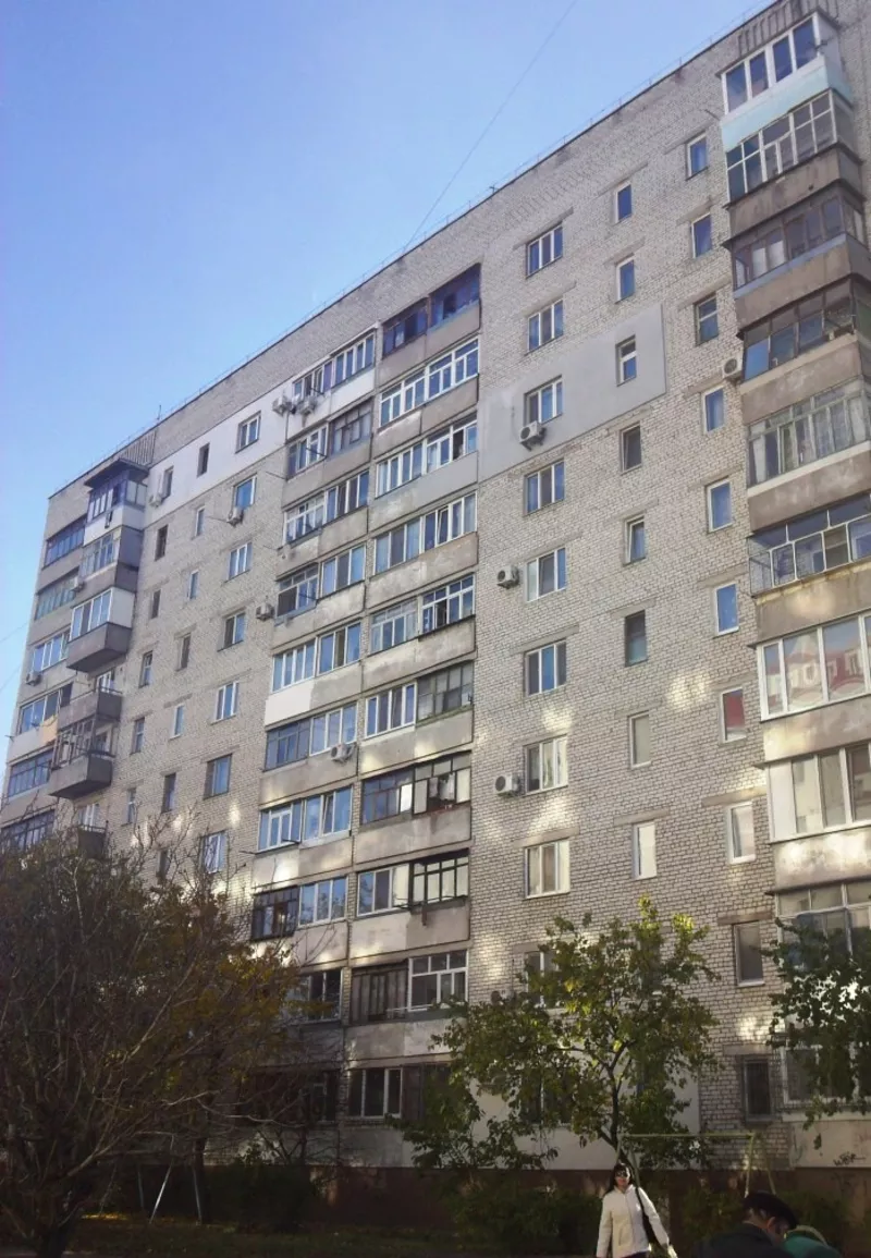 Продаю 2-комнатную квартиру на Дзержинского
