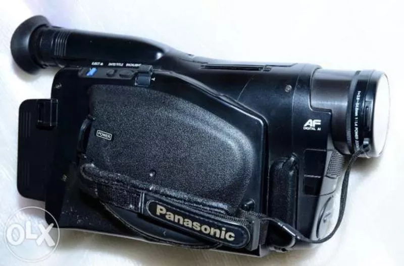 Продается видеокамера Panasonic RX-10 2