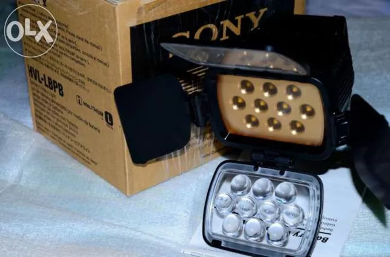 Продается новый накамерный светильник SONY HVL-LBPB