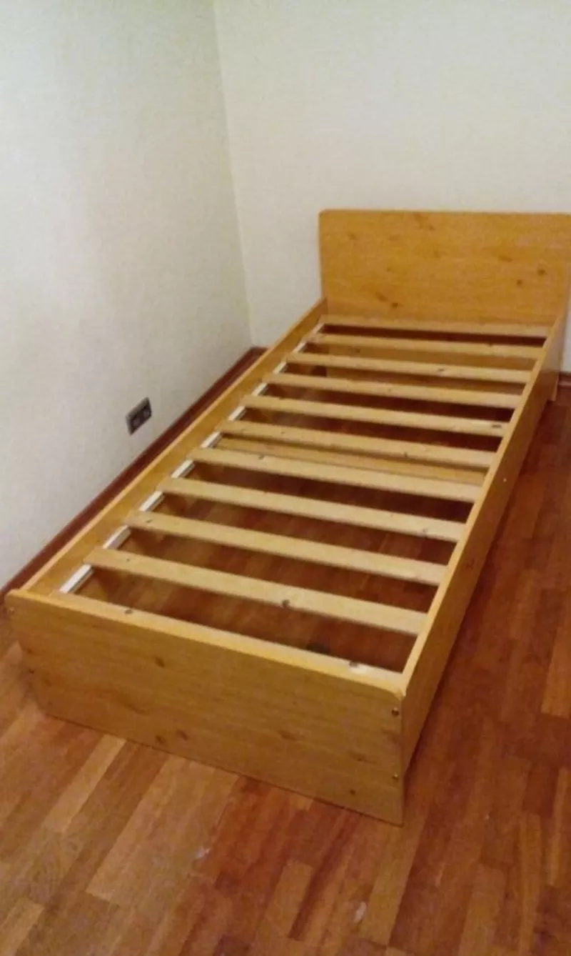Под заказ и в наличии деревянные двухспальные кровати 160х200 и 180х20 2