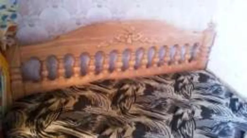 Продам деревянную кровать ручной работы 5