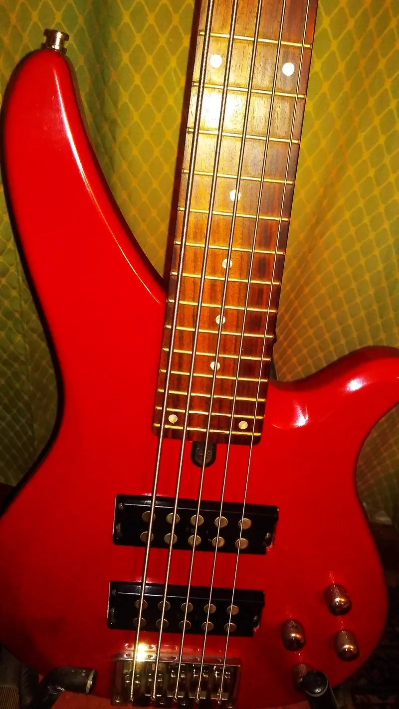 Продам мастеровую бас-гитару Yamaha rbx-375 4