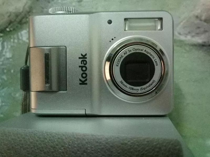 Цифровой фотоаппарат Kodak EasyShare C433