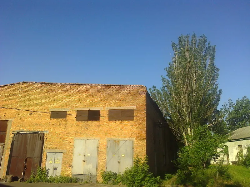 Продажа в центре г. Вознесенск,  фасадное здание 1600 кв.м. 2