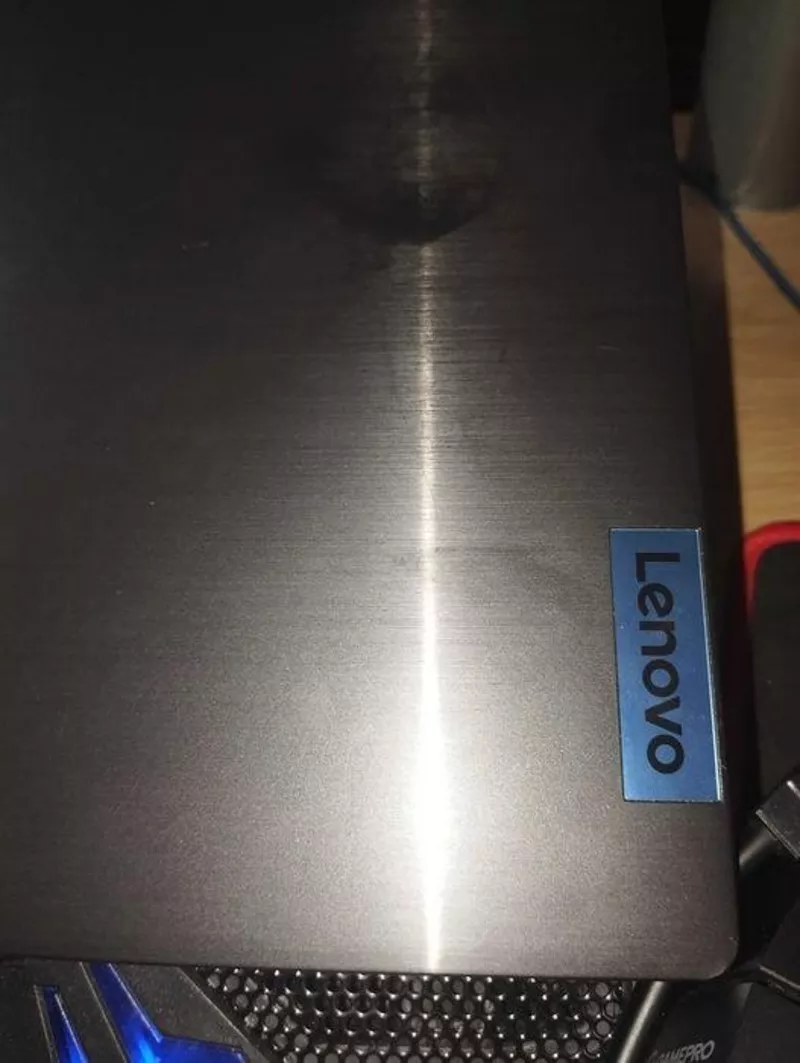 Ігровий ноутбук Lenovo 